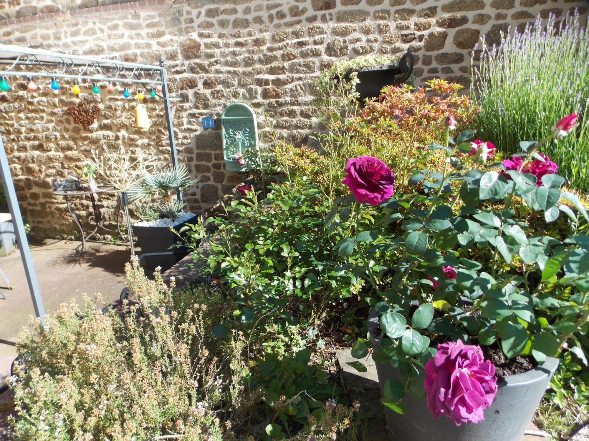 Montaudin La Vie De Chateau En Toute Amitie Et Simplicite מראה חיצוני תמונה